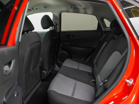 Used 2019 Hyundai Kona SE image 16
