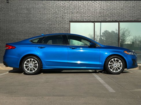 Used 2020 Ford Fusion SE image 9