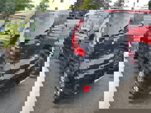 Used 2018 Kia Soul + image 9