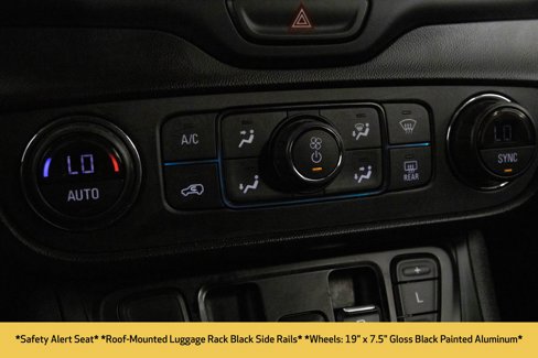 Used 2019 GMC Terrain SLT w/ Preferred Package image 28