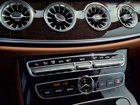 Used 2018 Mercedes-Benz E 400 Cabriolet image 7