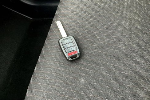 Used 2018 Honda Fit Sport image 32