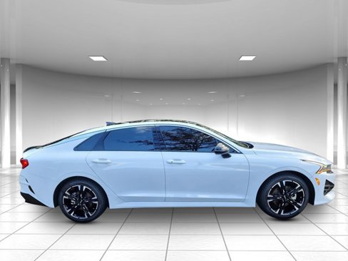 Used 2024 Kia K5 GT-Line image 2