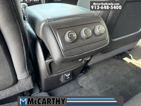 Used 2015 Chevrolet Traverse LT w/ Style and Technology Package image 5