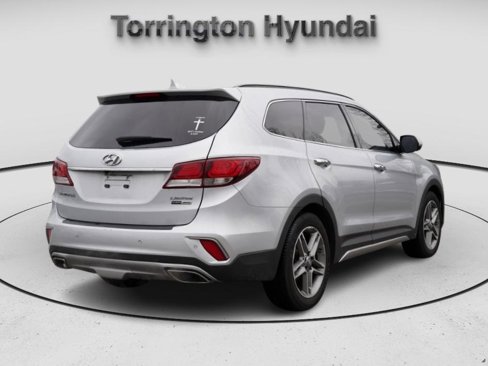 Used 2018 Hyundai Santa Fe Limited image 6
