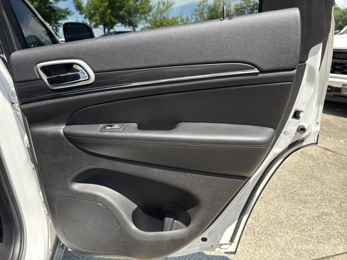 Used 2019 Jeep Grand Cherokee Limited w/ Luxury Group II image 16