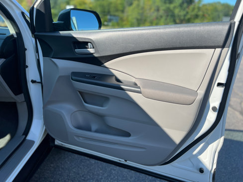 Used 2013 Honda CR-V LX image 40