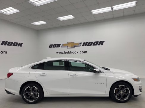 Used 2024 Chevrolet Malibu LT image 4
