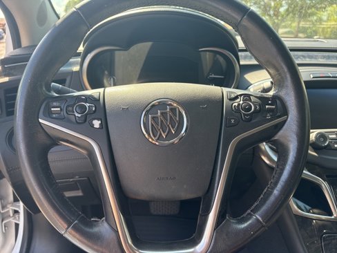 Used 2016 Buick LaCrosse Sport Touring image 18