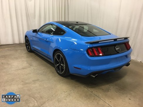 Used 2017 Ford Mustang GT Premium w/ Equipment Group 401A image 6