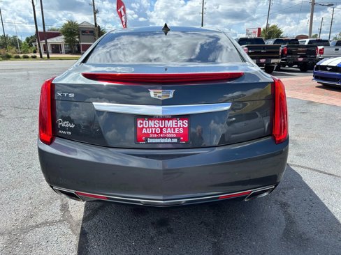 Used 2017 Cadillac XTS Luxury image 25