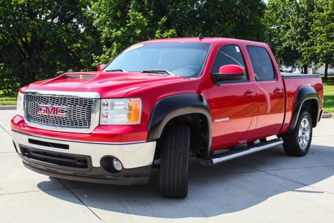Used 2010 GMC Sierra 1500 SLT w/ SLT Convenience Package image 3