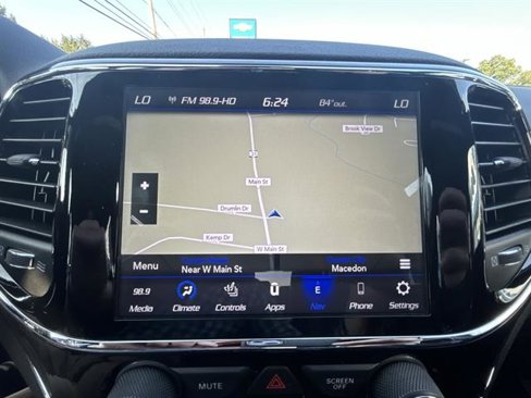 Used 2019 Jeep Grand Cherokee Limited image 14