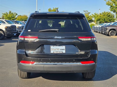 Used 2023 Jeep Grand Cherokee 4WD 4xe image 5