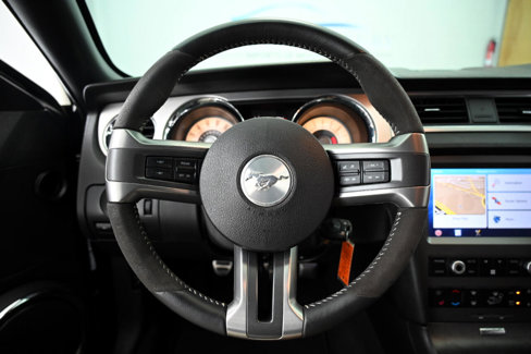 Used 2010 Ford Mustang GT image 27