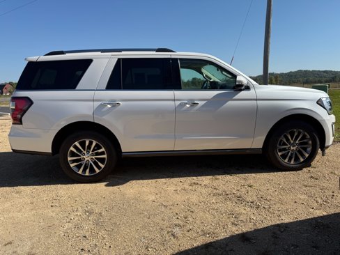 Used 2018 Ford Expedition Limited w/ Equipment Group 301A image 16