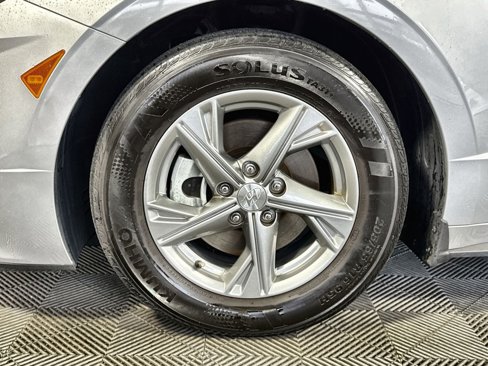 Used 2023 Hyundai Sonata SE image 12