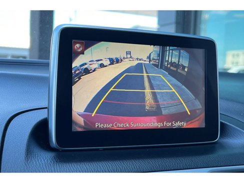 Used 2015 MAZDA MAZDA3 i Touring image 19
