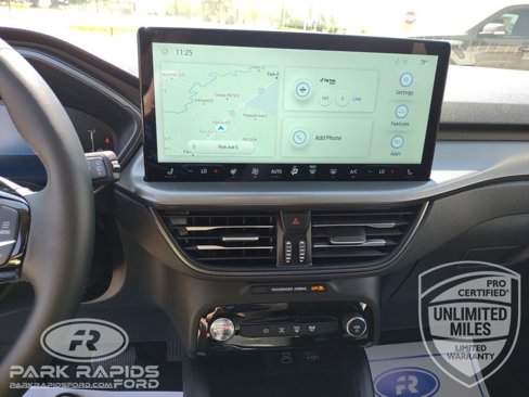 New 2025 Ford Escape SE w/ Class II Trailer Tow Package image 17