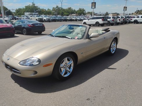Used 1999 Jaguar XK8 Convertible image 15