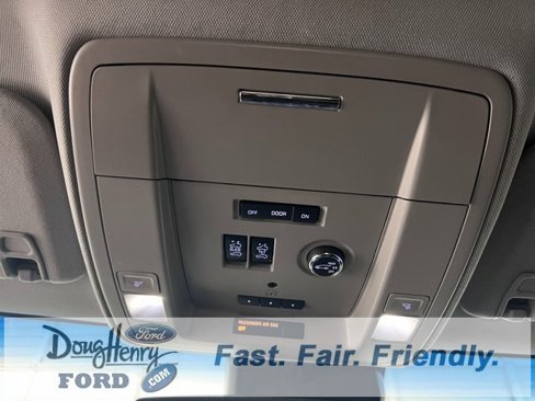 Used 2017 Chevrolet Suburban LT image 53