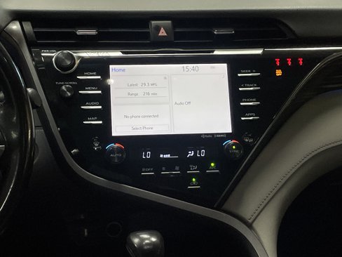 Used 2019 Toyota Camry XLE image 31