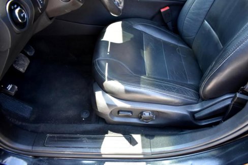 Used 2013 Ford Taurus SEL image 31