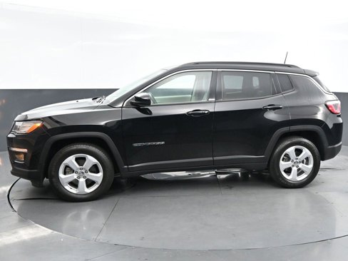 Used 2019 Jeep Compass Latitude w/ Popular Equipment Group image 4