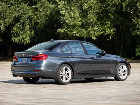Used 2016 BMW 320i Sedan image 7