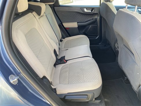 Used 2020 Ford Escape SE image 28