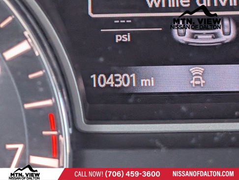 Used 2018 Nissan Pathfinder SV image 12
