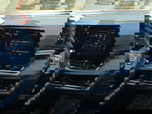 New 2026 Chevrolet Equinox LT image 15