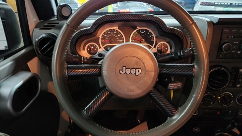 Used 2010 Jeep Wrangler Unlimited Sahara w/ Dual Top Group image 17