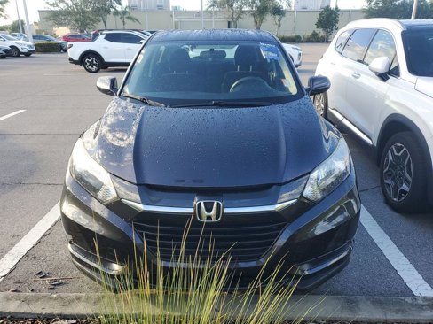 Used 2017 Honda HR-V LX image 2