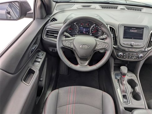 Used 2023 Chevrolet Equinox RS image 15