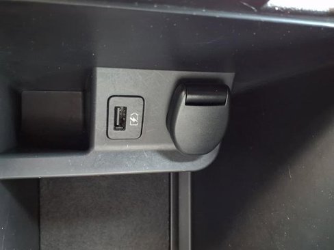 Certified 2022 Nissan Rogue Sport S image 9