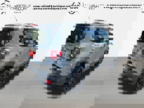 Used 2022 Jeep Renegade Altitude image 5