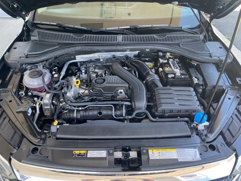 Certified 2022 Volkswagen Jetta SE image 32