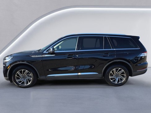 Used 2021 Lincoln Aviator AWD image 6