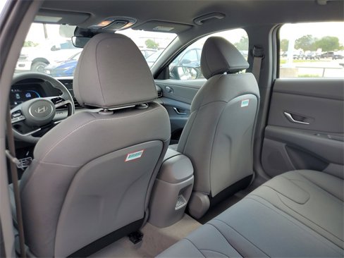 New 2025 Hyundai Elantra Sport image 9