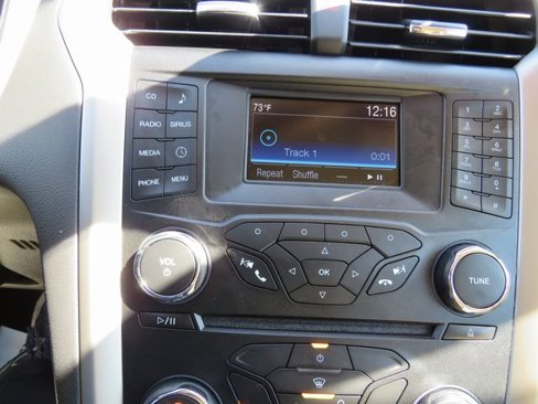 Used 2014 Ford Fusion SE image 15
