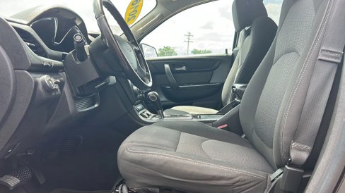 Used 2016 Chevrolet Traverse LT image 11