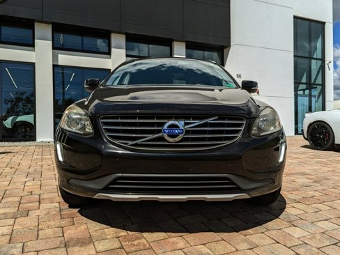 Used 2016 Volvo XC60 T5 Premier image 8