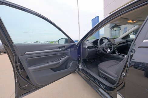 Used 2023 Nissan Altima 2.5 SV image 20