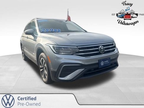 Certified 2024 Volkswagen Tiguan S image 1