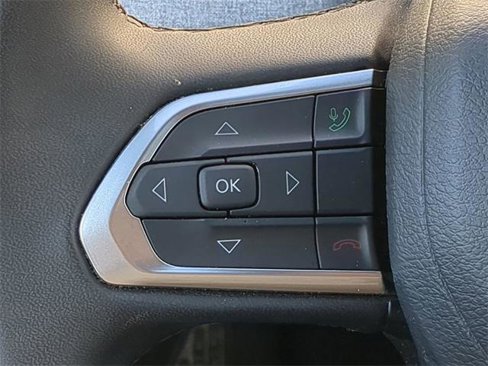 Certified 2024 Jeep Compass Latitude image 27