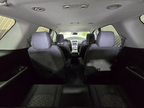 Used 2012 GMC Acadia SLE image 30