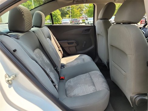 Used 2020 Chevrolet Sonic LS image 17