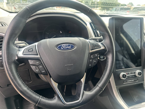 Used 2024 Ford Edge SEL image 23