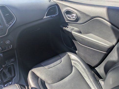 Used 2023 Jeep Cherokee Altitude Lux image 20